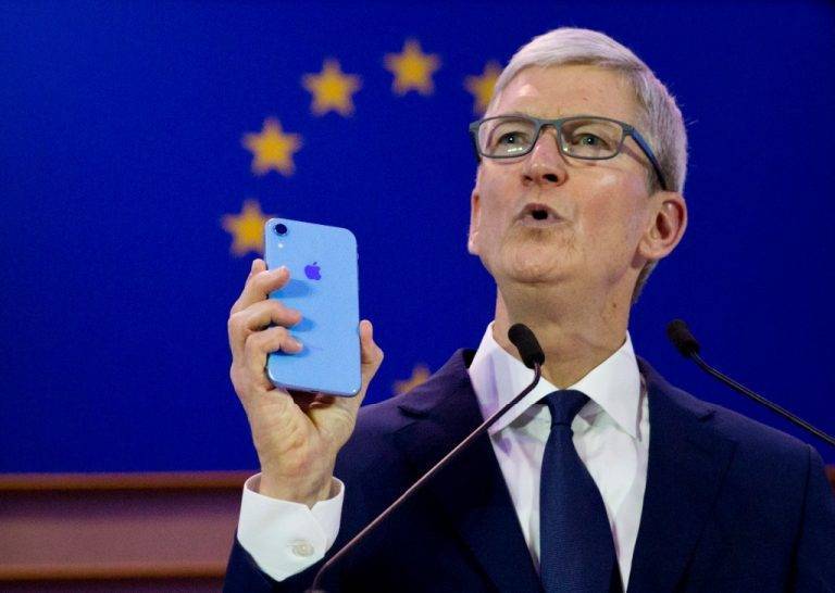 Italia multa a Apple y Samsung por ralentizar sus dispositivos