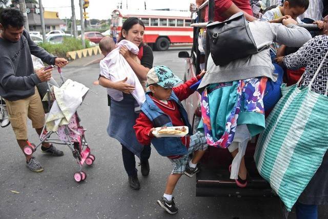 Pide México apoyo a ACNUR para atender Caravana Migrante