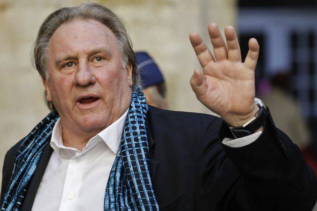 Interrogan a Depardieu por presunta violación