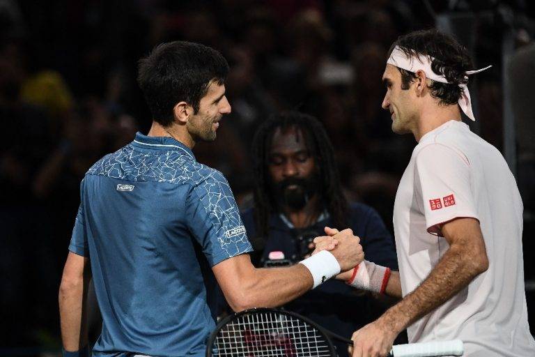 Duelo de ‘maestros’ entre Djokovic y Federer en Londres