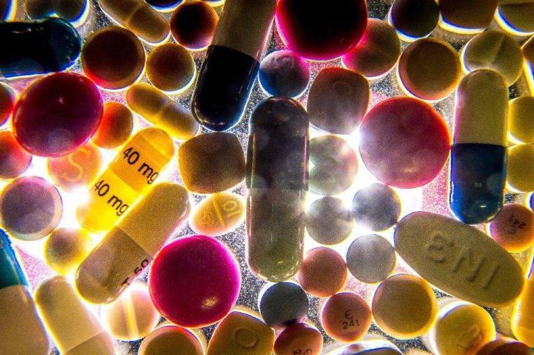 Alerta la OMS sobre superbacterias mortales ante el excesivo consumo de antibióticos