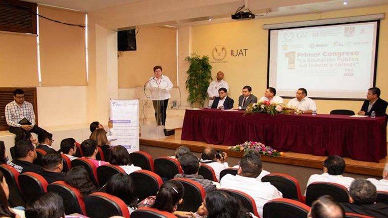Realiza la UAMCEH-UAT congreso sobre educación pública