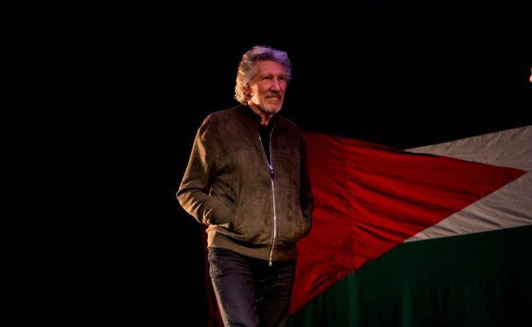 Defender a los palestinos â€œno es ser antisemitaâ€: Roger Waters