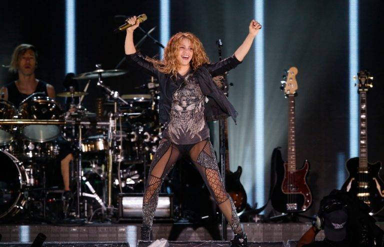 Acusan a Shakira de evadir 16.3 mdd de impuestos en España