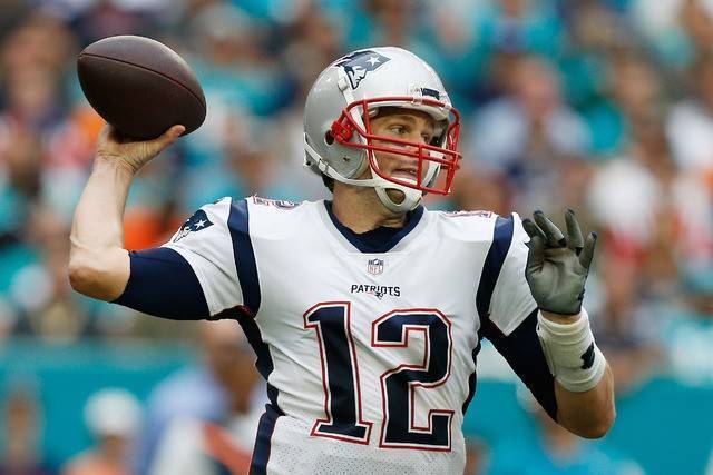 Brady logra récord de pases touchdown en la NFL