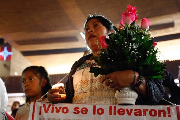 Hoy se crea comisión especial sobre Ayotzinapa