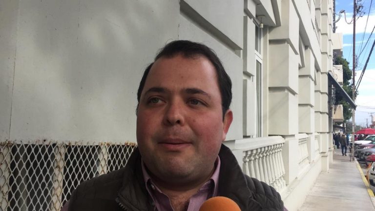 Asegura Morris que realiza un buen trabajo y va por reelección