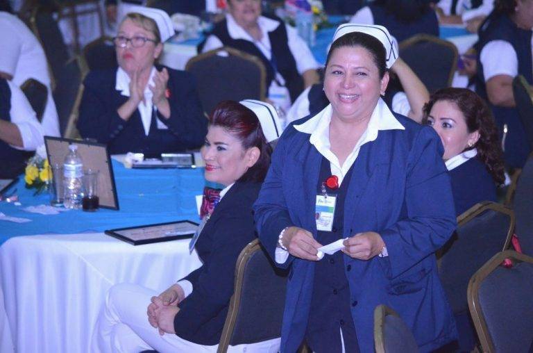 Son enfermeras de Tamaulipas ejemplo y vocación de servicio: Secretaria de Salud