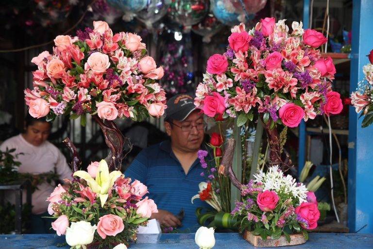 Venta de flores  dejarí­a ganancias por 600 mdp en Edomex