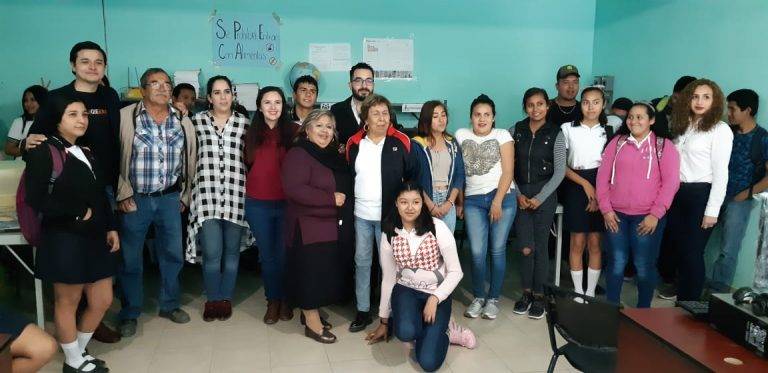 Dona MC Equipo de Computo al CBTA 55 de Ejido Caballeros