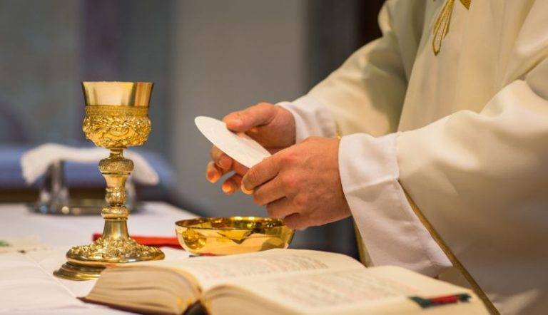 Religiosos piden perdón y se avergí¼enzan de abuso contra menores