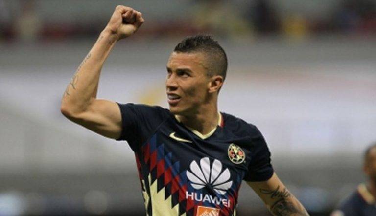 Mateus Uribe ya hace trabajo de cancha tras operación