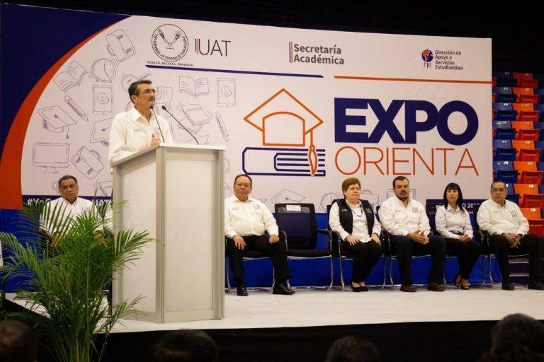 Inaugura Rector la Expo Orienta UAT 2019 en el Campus Victoria
