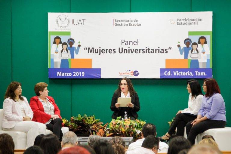 Realiza UAT con éxito el panel â€œMujeres Universitariasâ€