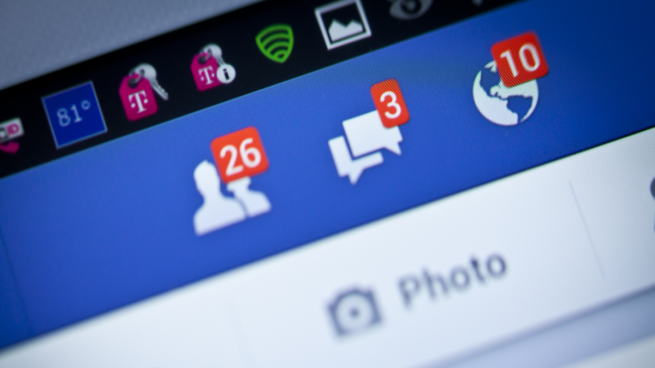 Facebook regresa a la normalidad; reparan fallas