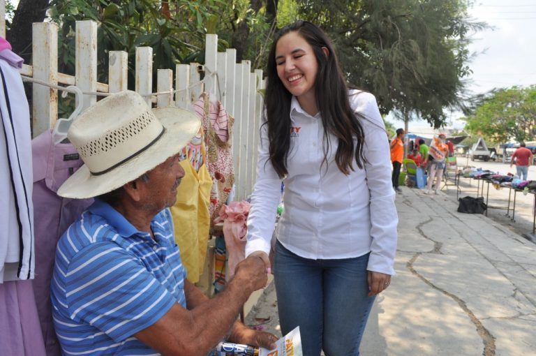 Tianguistas Van Con Paty Pimentel Por La Revocación De Mandato