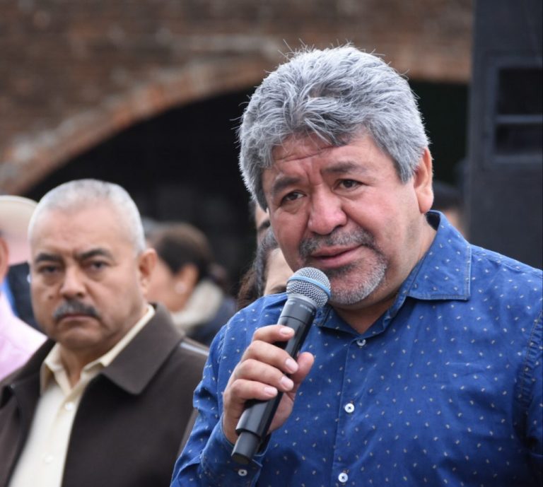 Promueve Xico González Feria Ejidal Acciones Contigo