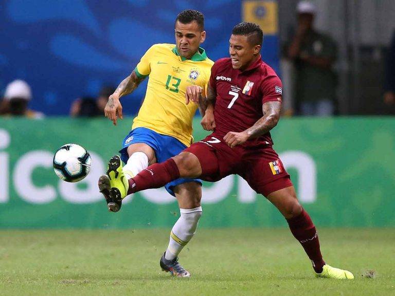 Venezuela arranca histórico empate a Brasil