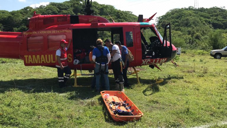 Trabaja PC en rescate de hombre malherido en zona serrana de Llera