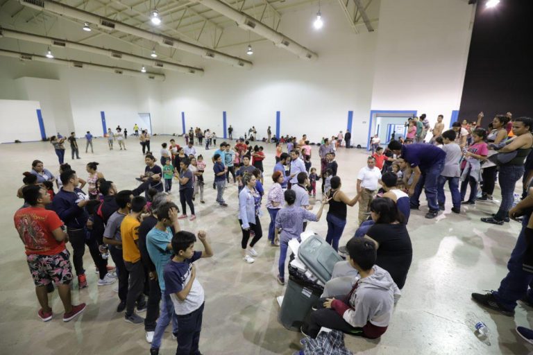 Atienden Gobierno del Estado y Dif Tamaulipas a migrantes en frontera norte.