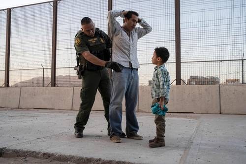 EU mantiene récords de detenciones fronterizas con más de 234 mil en abril