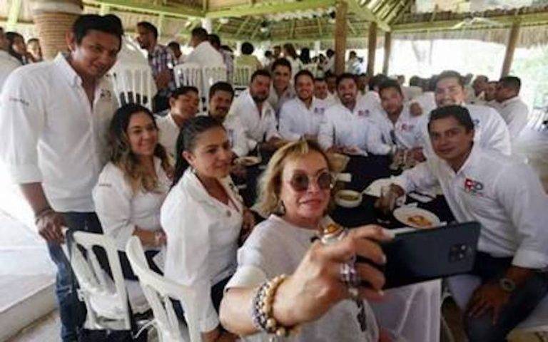 Afines a Elba Esther con 45% de avance para convertirse en partido