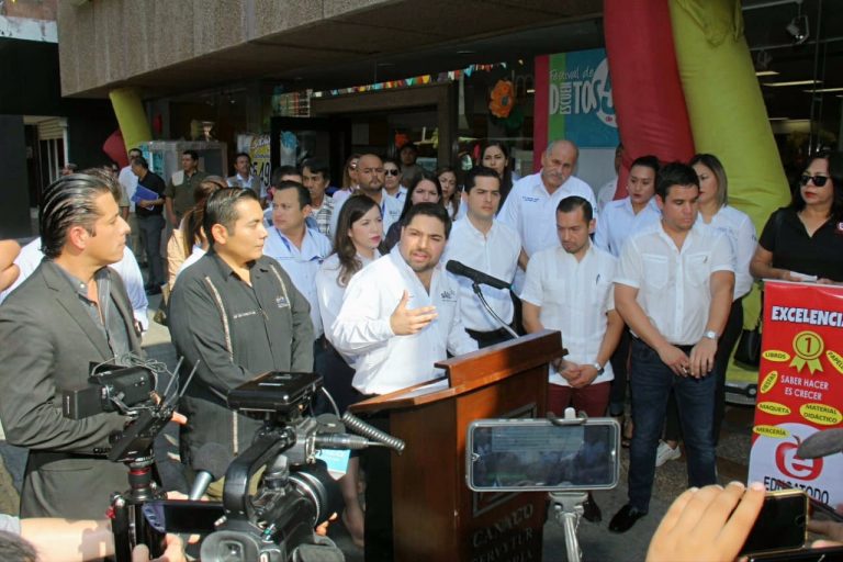 Se unen empresarios y Xico, en favor de las familias victorenses.