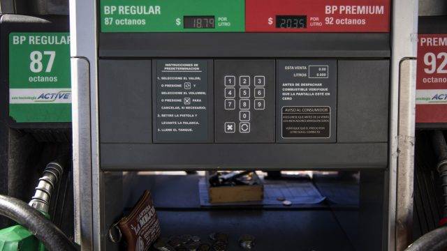 Hacienda reduce los subsidios a gasolinas