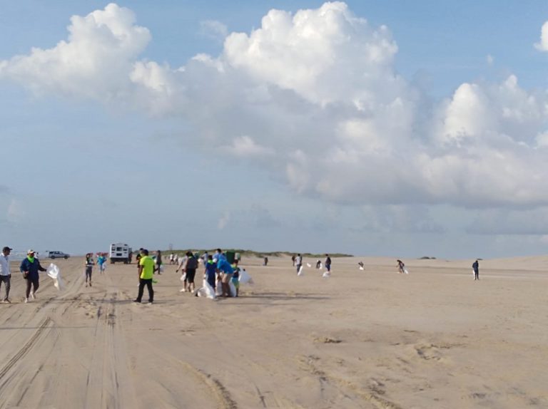 Suma Matamoros a más de 600 voluntarios  en â€œDí­a Internacional de Limpieza de Playasâ€