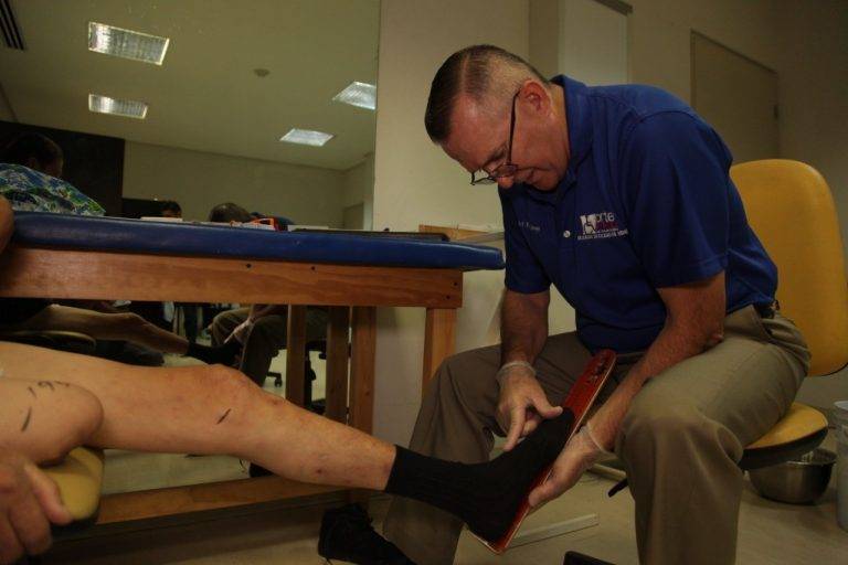 DIF Tamaulipas fabrica prótesis para continuar apoyando a las personas con discapacidad