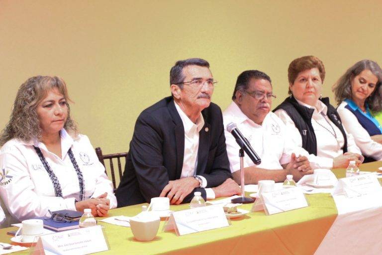 Evalúan carrera de Nutrición de la UAT en el Campus Victoria