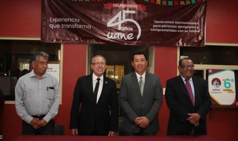 Convoca alcalde Mario López a los alumnos de  la UANE a que nunca desistan de sus sueños