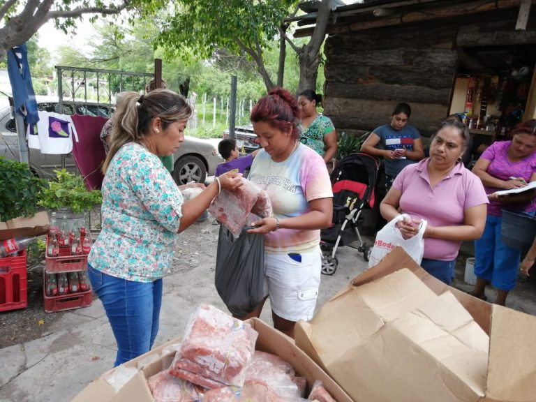 Entregan Estado y Municipio productos del mar por cuarta ocasión.