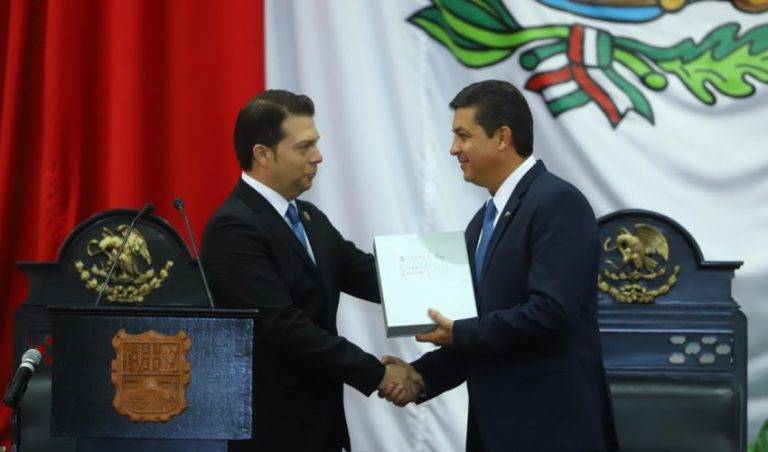 Rinde Francisco Garcí­a Cabeza de Vaca Tercer Informe de Gobierno