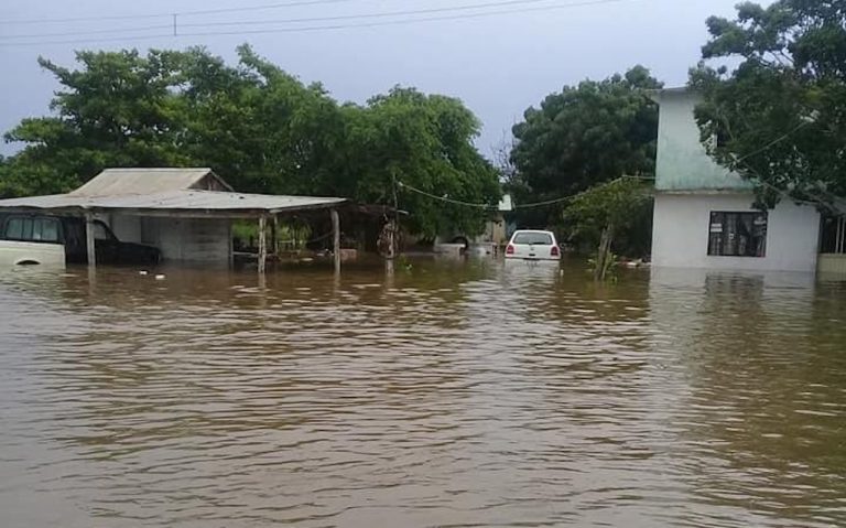 Amanece Barra del Tordo en Aldama, bajo el agua