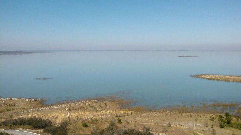 Recibe presa Marte R. Gómez  agua de El Cuchillo