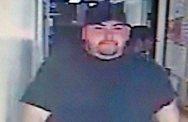 Roba banco para pagar su boda; prometida lo delata