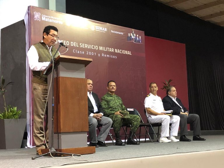 Convoca alcalde Mario López a conscriptos, a entregar lo mejor de sí­