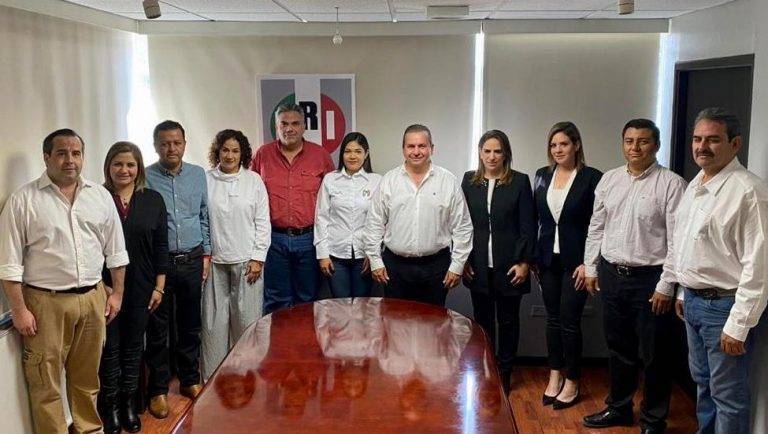 Entrega Edgar Melhem primeros  nombramientos en el PRI