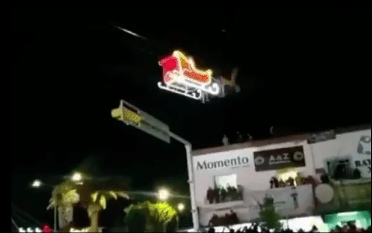 Trineo de Santa Claus se estrella durante evento en Tlaxcala