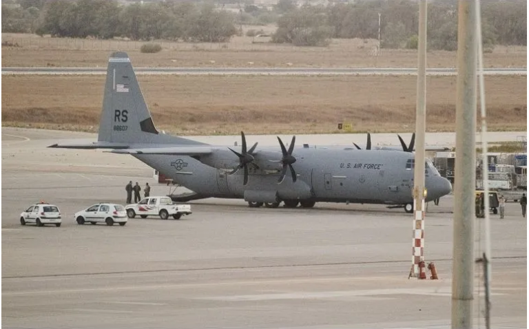 Desaparece avión militar chileno con 38 personas a bordo