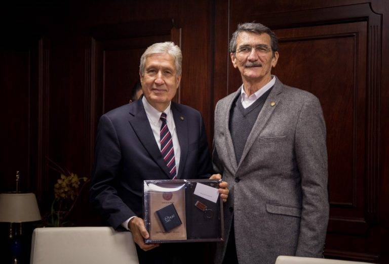 Rector Emérito del Tec de Monterrey ofrece conferencia en la UAT