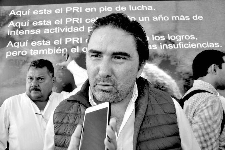Renuncia Manuel Muñoz Cano tras 29 años como militante del PRI