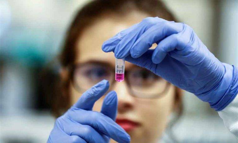 Rusia anuncia que vacuna contra COVID-19 pasa primera fase de pruebas