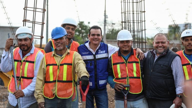 Construyen Puente en la Voluntad y Trabajo 4
