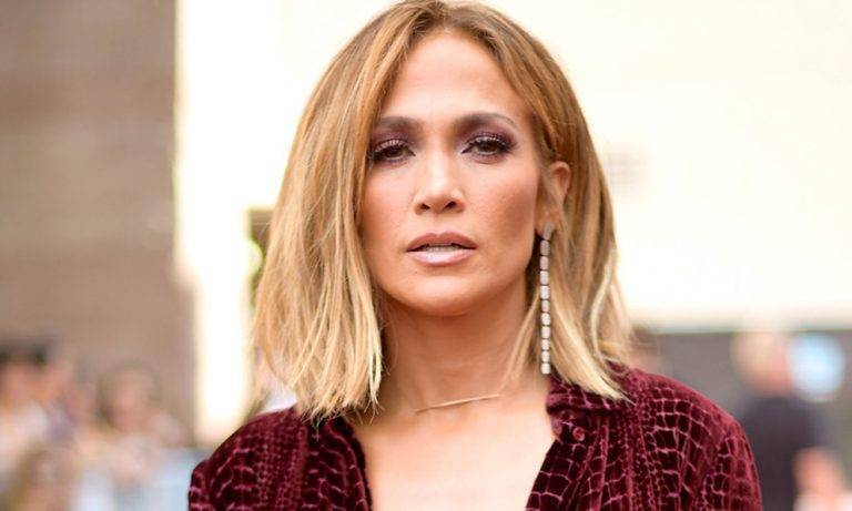 Jennifer Lopez interpretará a una narcotraficante en â€œGodmotherâ€