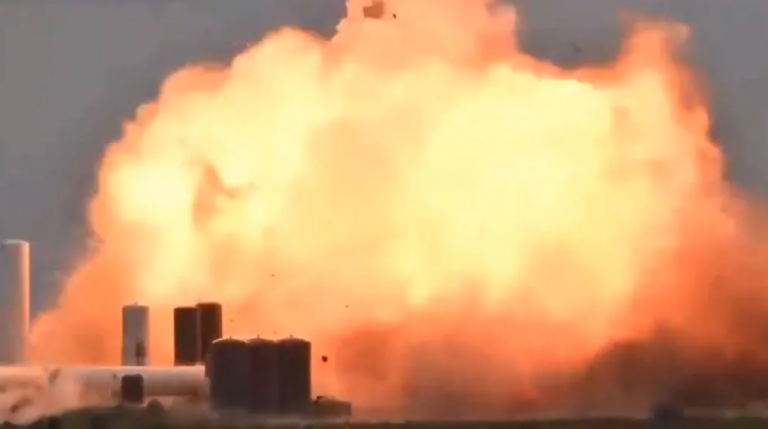 Explota un prototipo de la nave de Space X que irá a Marte