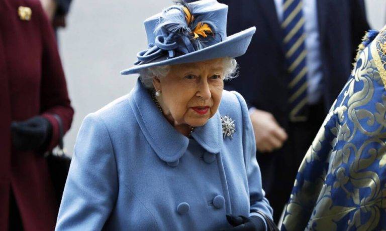 Isabel II se dejará ver en una pequeña ceremonia para celebrar su cumpleaños
