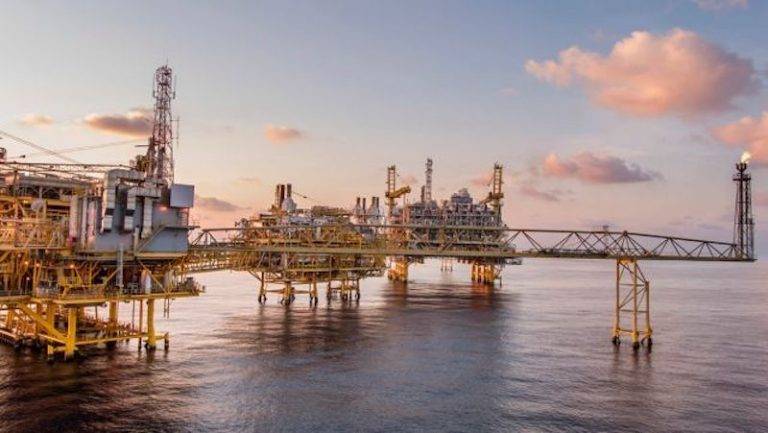 México avisa a la OPEP+ que no puede recortar más su producción petrolera