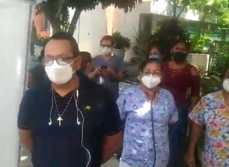Reclaman de nueva cuenta trabajadores del civil bono por covid-19